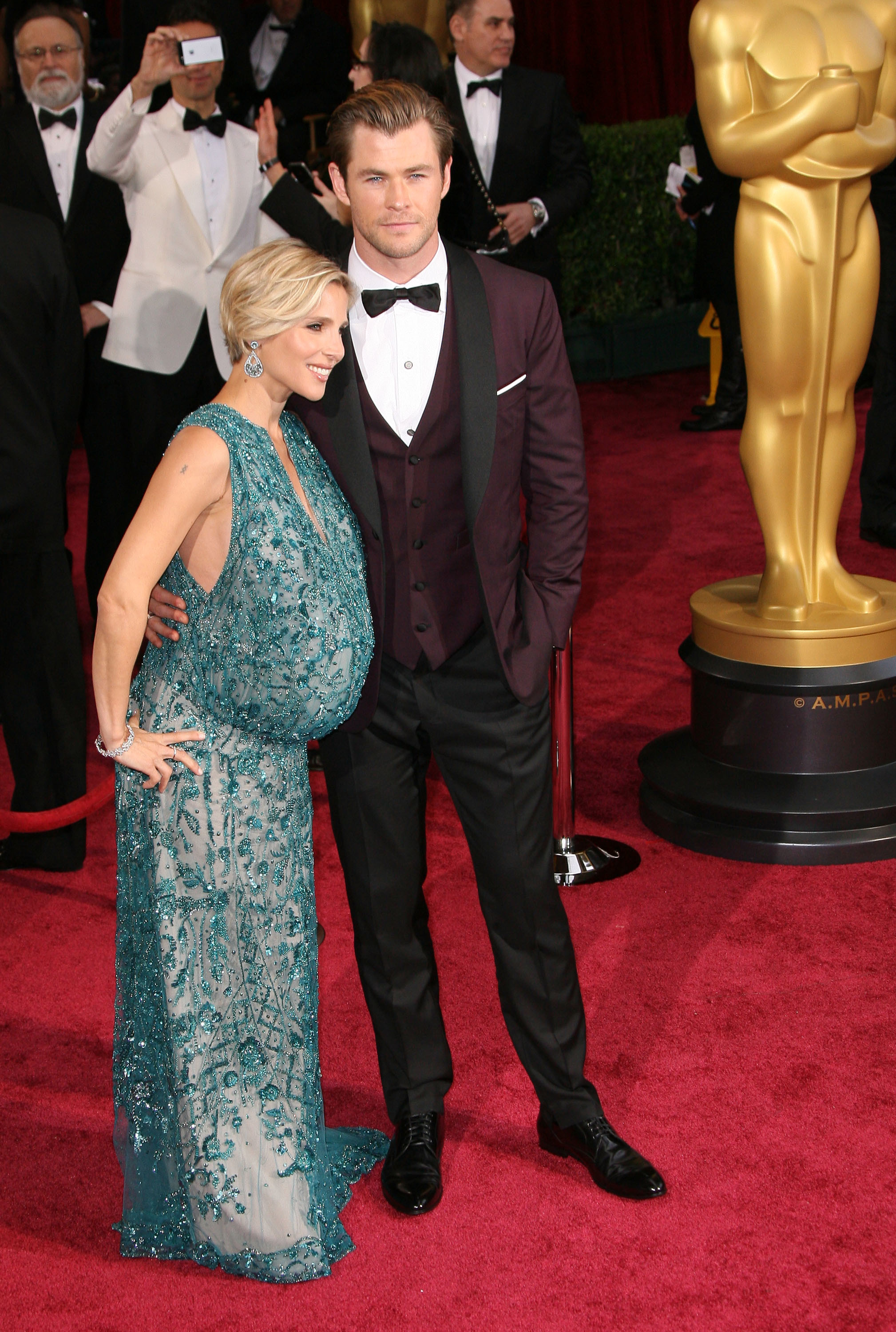 Click To See Photo Chris Hemsworth and Elsa Pataky