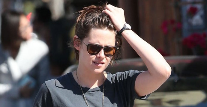 Exclusive... Kristen Stewart & Alicia Cargile Get A Morning Coffee